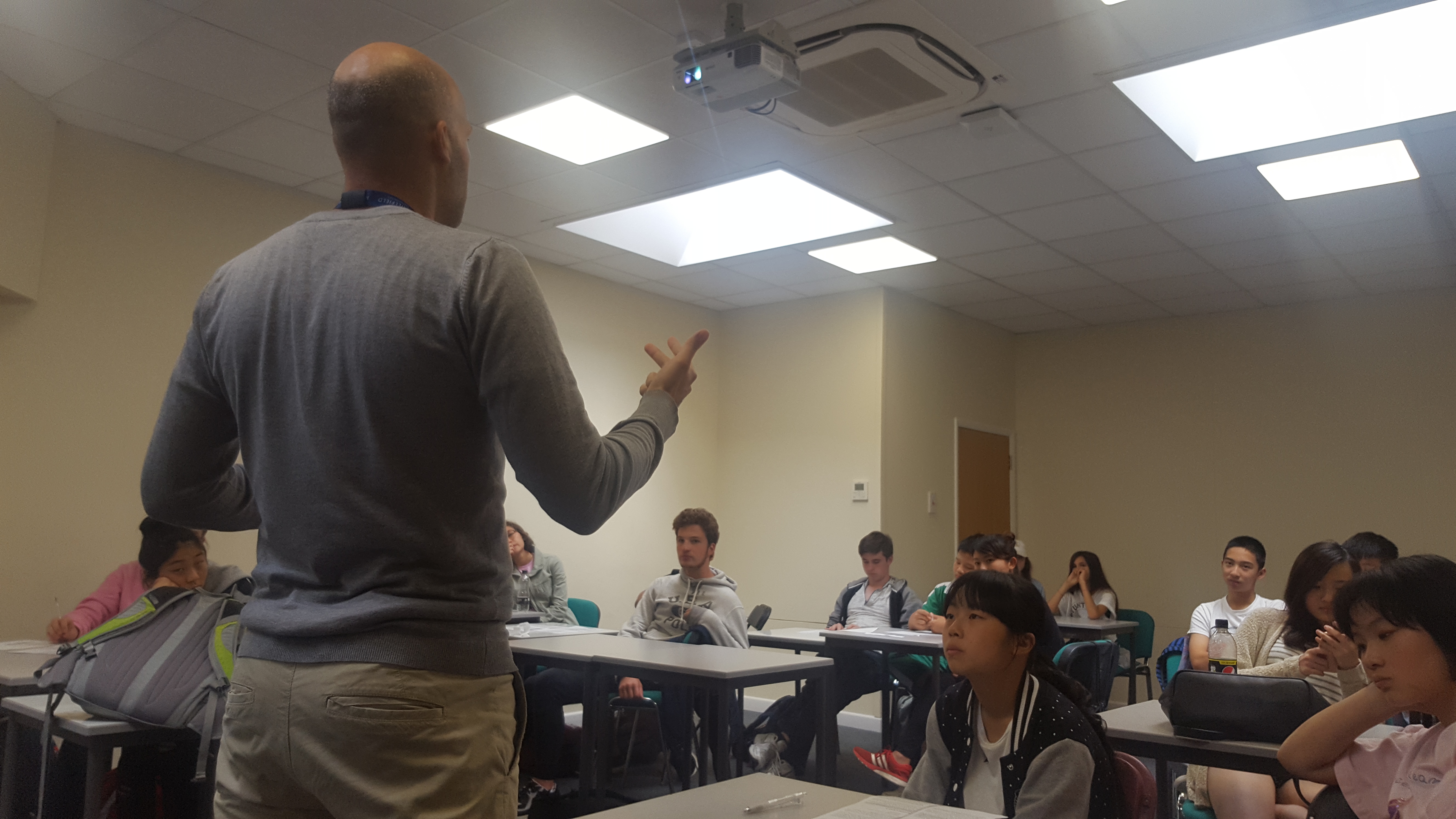 Teaching leadership in the classroom with international students